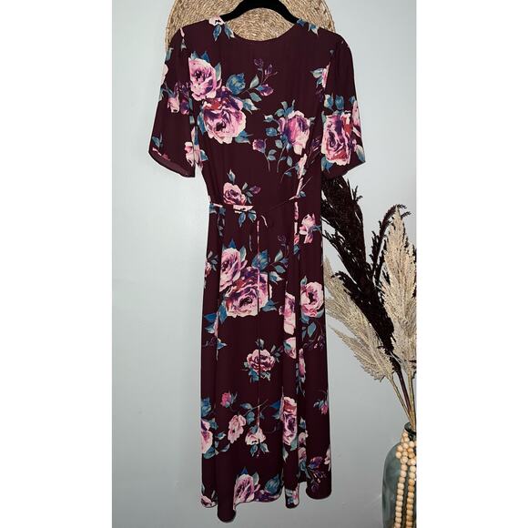 Everly Size Med Purple Floral Midi V-Neck Wrap Dress Short Sleeve Mid Calf - Picture 7 of 8